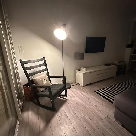 Apartmán Golf Juan Across The Street Sleeps 4 Vallauris